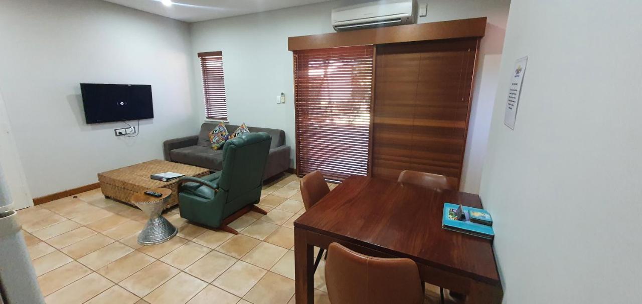 Samson Beach Chalets Point Samson エクステリア 写真